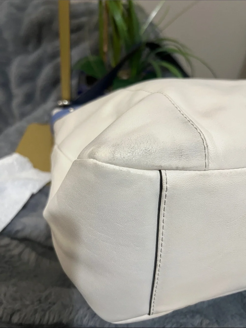 Coach Daisy Spectator White / Blue / Periwinkle Hobo Bag EUC retail $358